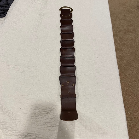 Linea Pelle x Bergdorfs Oversized Leather Belt - Picture 9 of 16